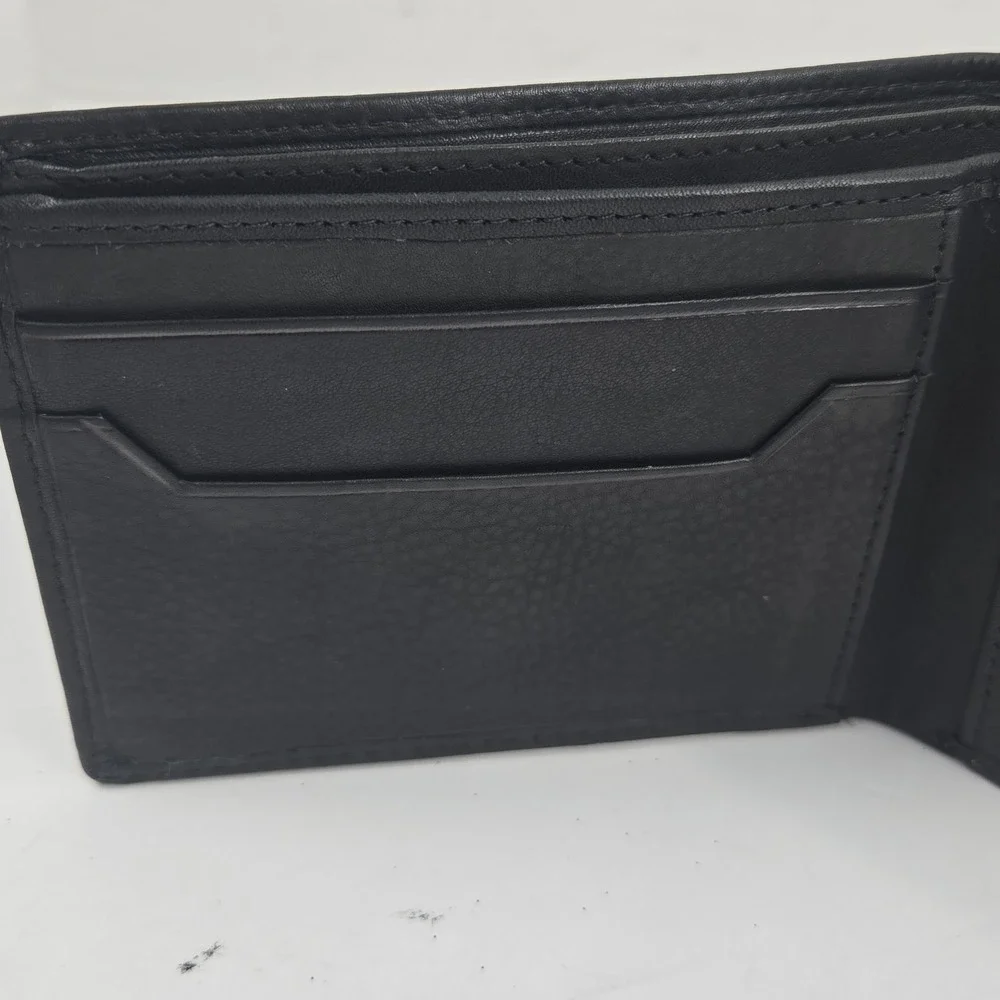TCU Embossed Genuine Black Leather Men's Slim Bifold Wallet EXCELLENT COND